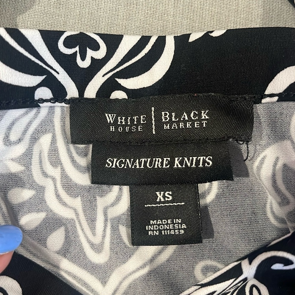 Euc Black And White Patterned Top - image 4